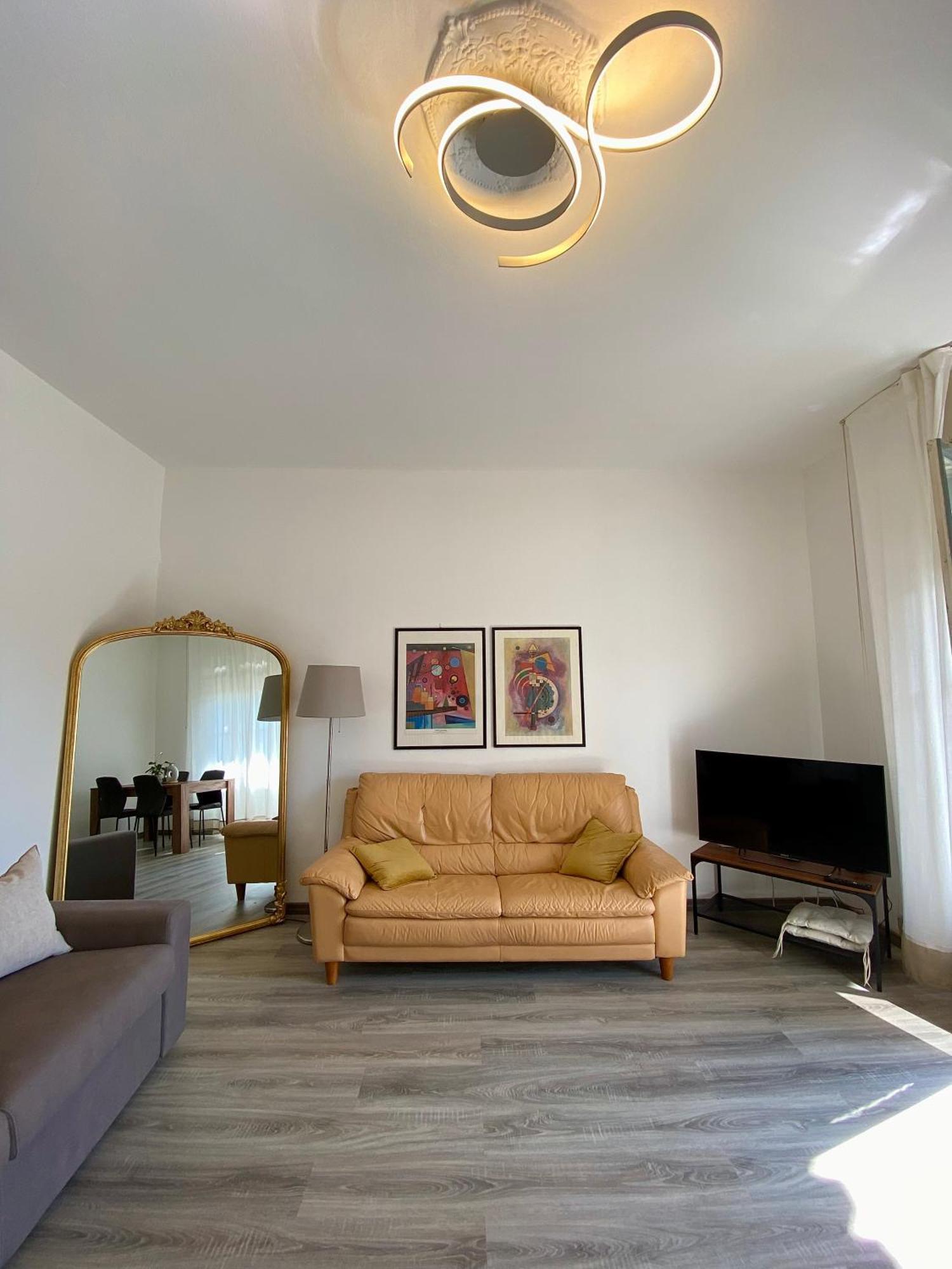 Casa Sara Como Lake Parcheggio Interno Privato Cernobbio Exteriör bild